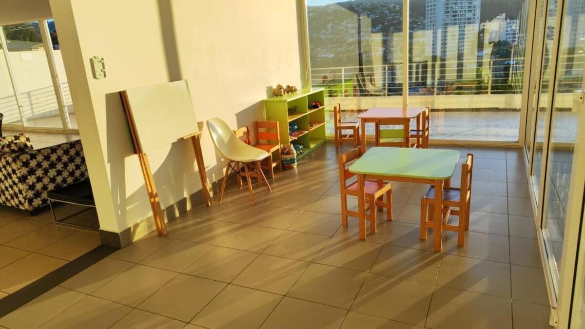 Ocean View & Pool Family 1p Apartamento *